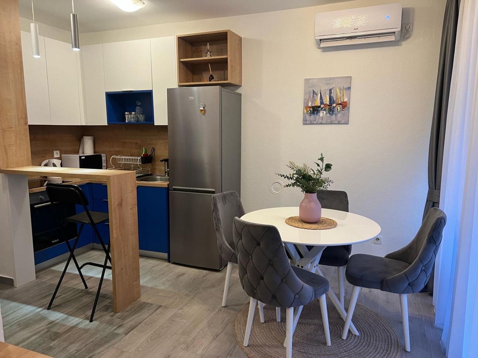 Apartment Budva Apt *